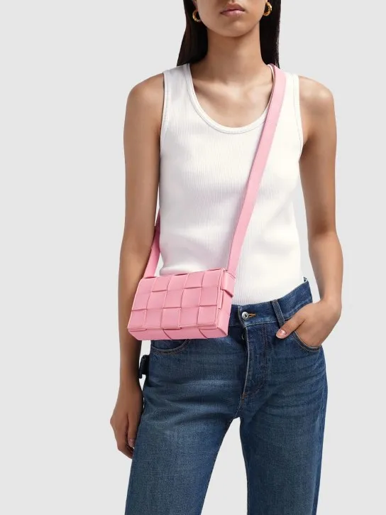 Bottega Veneta   Small Cassette leather crossbody bag 