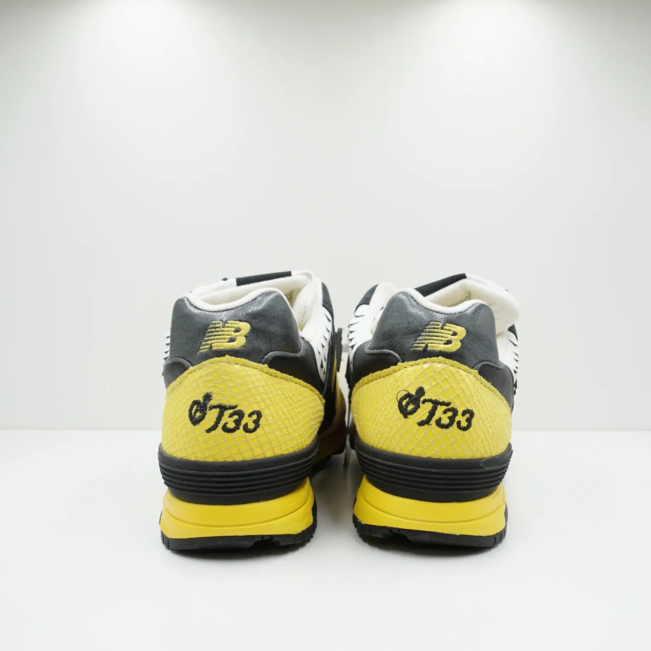 New Balance 1400 Super Team 33 Butterfly Fish