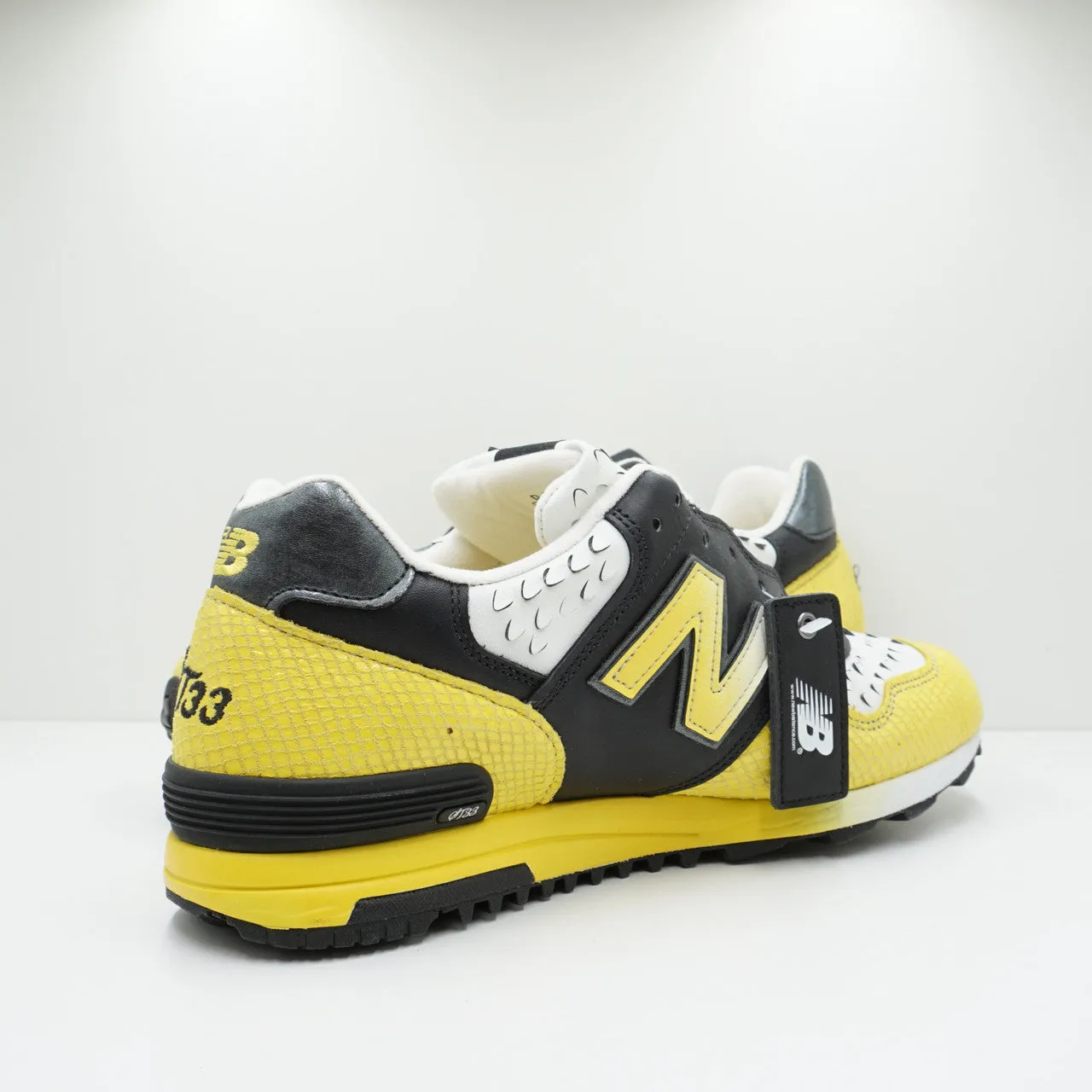 New Balance 1400 Super Team 33 Butterfly Fish