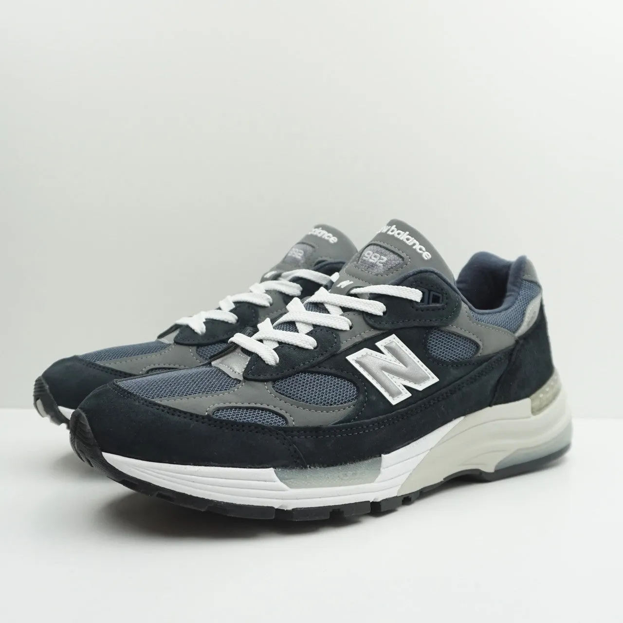 New Balance 992 Navy Grey