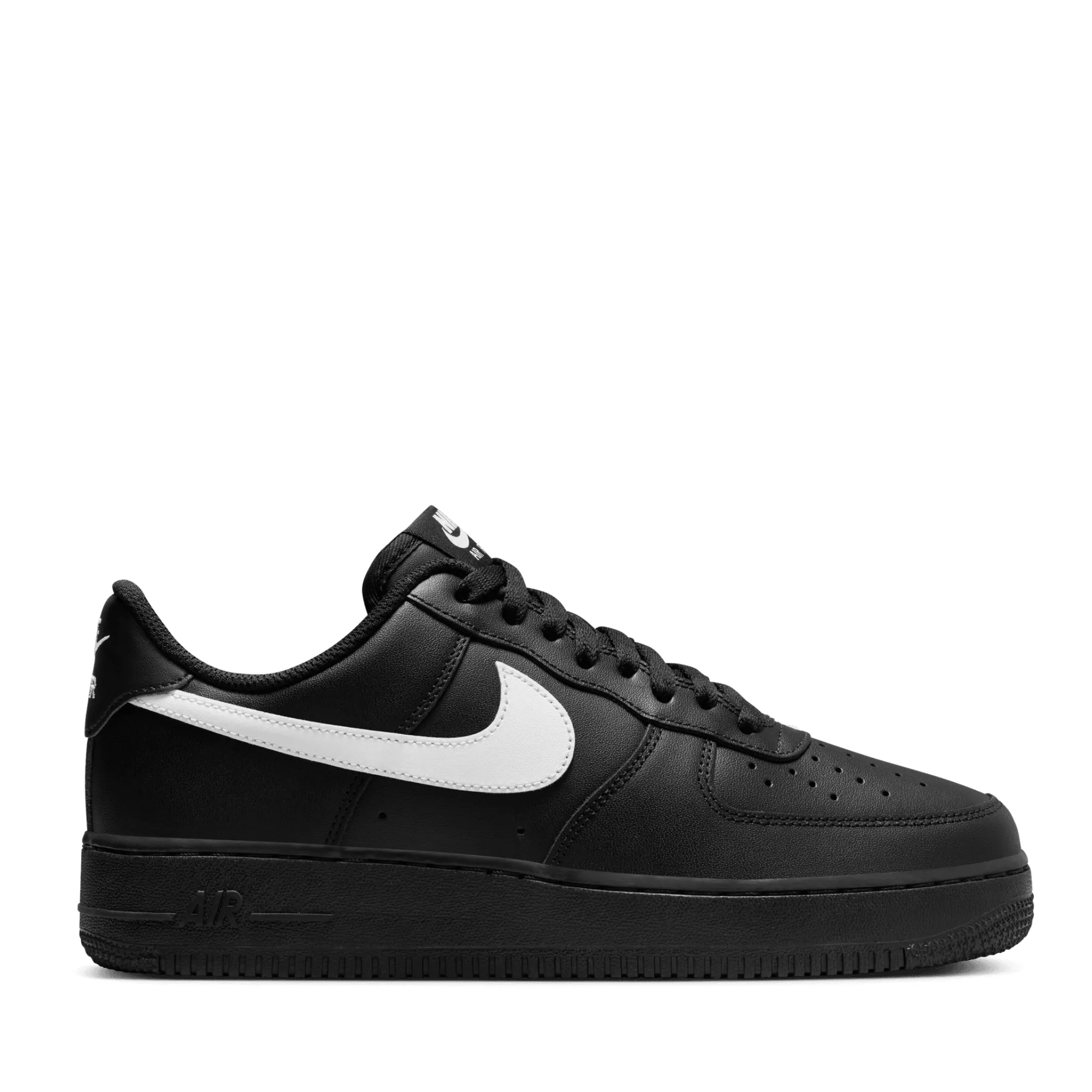 NIKE AIR FORCE 1  07