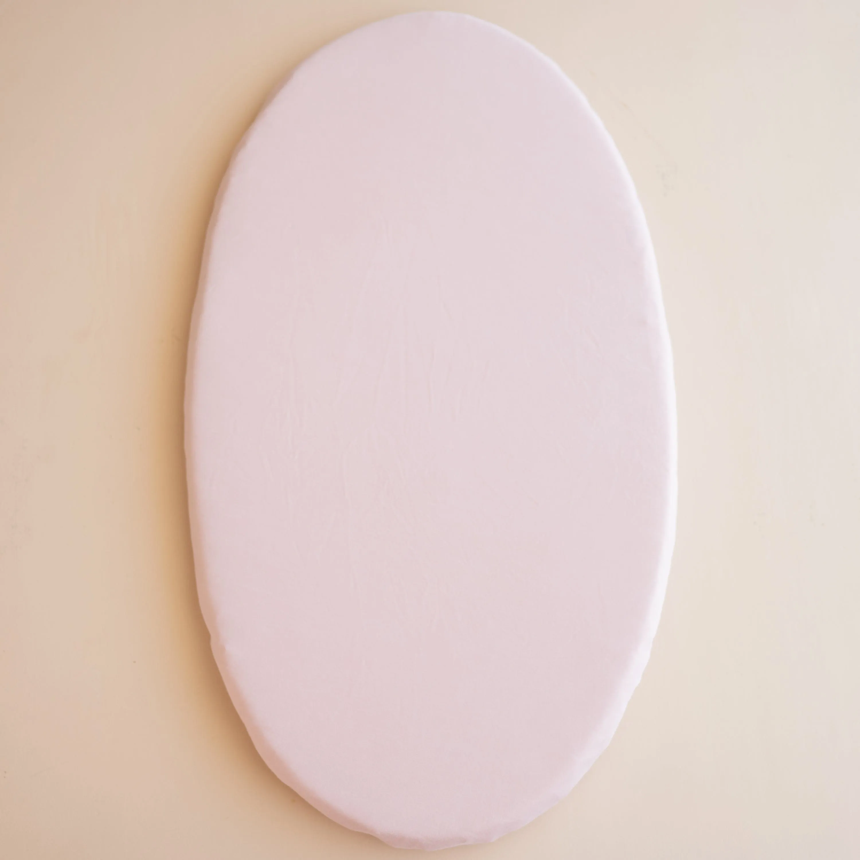 Oval Bassinet Sheet in Blush