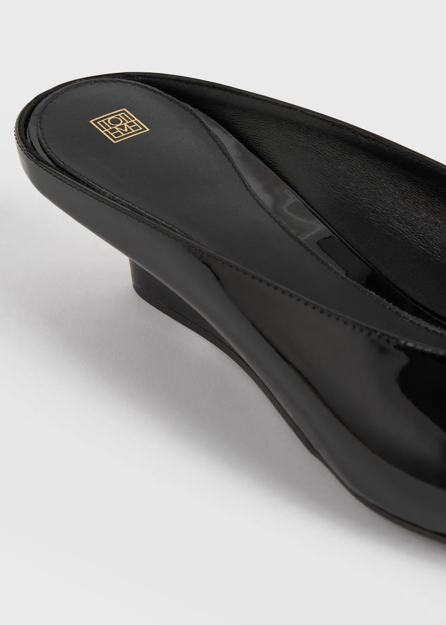 Sharp patent wedge mules black